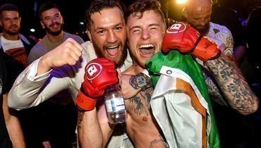 Конор Макгрегор и Джеймс Галлахер.