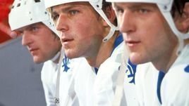 «Спецслужбы угрожали их семье». Как супертройка братьев сбежала от коммунистов в НХЛ