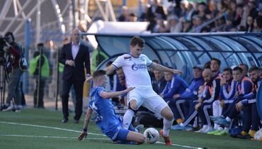 5 октября. Оренбург. «Оренбург» — «Динамо» — 2:0. Бело-голубые потерпели очередное поражение и опустились в зону вылета.