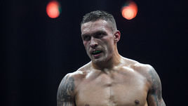 Допинг испортил планы Усика. С дебютом украинца в супертяжах опять кошмар