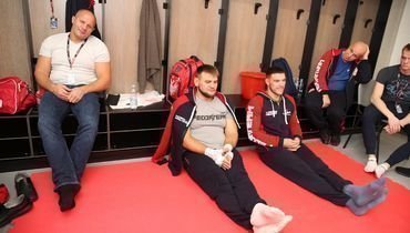 Федор Емельяненко (слева), Кирилл Сидельников (в центре) и Вадим Немков.