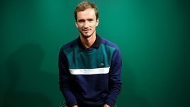 Медведев отказался играть в Москве. Он достоин осуждения?