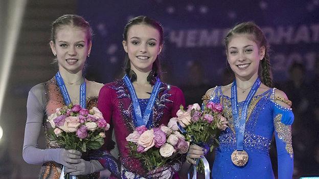 Александра Трусова, Анна Щербакова, Алена Косторная. Фото Ксения Нуртдинова Александра Трусова, Анна Щербакова, Алена Косторная. Фото Ксения Нуртдинова