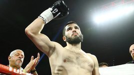 Нужный Гвоздик для Бетербиева. Россиянин забил украинца