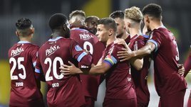 Слуцкий идет вровень с ПСВ. Кто его остановит?