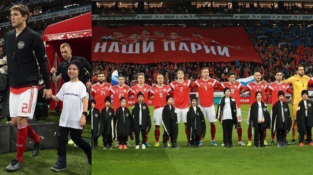 Игроки сборной России отдали детям куртки перед матчем против Шотландии. Фото Константин Рыбин, РФС/Александр Федоров, «СЭ» / Canon EOS-1D X Mark II Игроки сборной России отдали детям куртки перед матчем против Шотландии. Фото Константин Рыбин, РФС/Александр Федоров, «СЭ» / Canon EOS-1D X Mark II