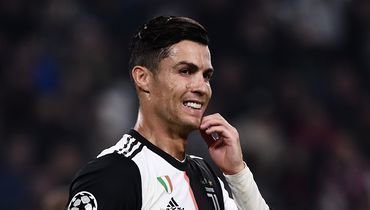 22 октября. Турин. «Ювентус» — «Локомотив» — 2:1. Криштиану Роналду не забил, но его команда победила соперника и португальцы могут уже на этой неделе обогнать Россию.