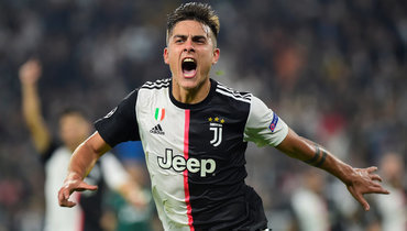 22 октября. Турин. Паоло Дибала — автор дубля в ворота «Локомотива» в матче группового турнира Лиги чемпионов.