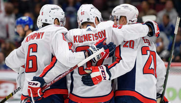 25 октября. Ванкувер. «Ванкувер» — «Вашингтон» — 5:6 Б. Дубль Евгения Кузнецова помог «Столичным» отыграться с 1:5 и победить.