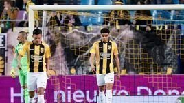 «Витесс» проиграл аутсайдеру, у Слуцкого началась черная полоса?