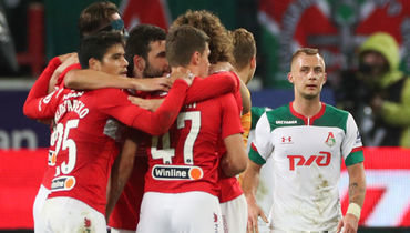 27 октября. Москва. «Локомотив» — «Спартак» — 0:3. Красно-белые прервали 6-матчевую серию без побед.