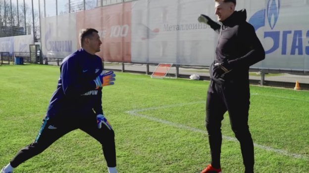 Александр Волков с Михаилом Кержаковым. Александр Волков с Михаилом Кержаковым.