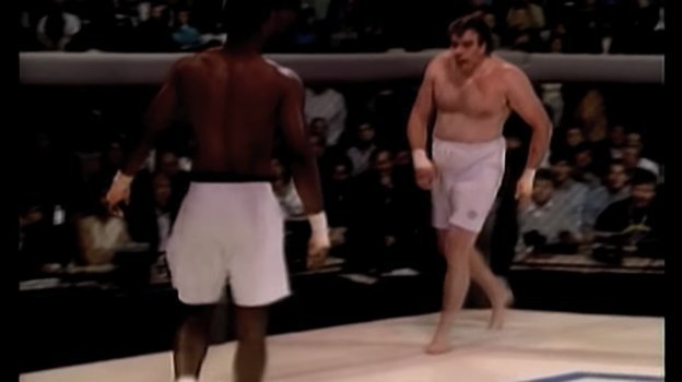 Кевин Розье (справа) против Зейна Фрейзера. Кевин Розье (справа) против Зейна Фрейзера.