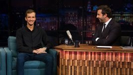 Даниил Медведев у Урганта: мотивация и скандал в Нью-Йорке, фраза из «Такси» и шутка про соль