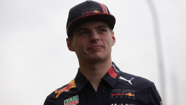 «Мерседес» недосягаем, а Квята не будет в «Ред Булл». Остались ли еще интриги в «Ф-1»?