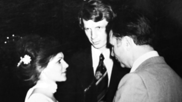 Сергей и Наталья Гимаевы с Виктором Тихоновым. Фото из архива Сергея Гимаева Сергей и Наталья Гимаевы с Виктором Тихоновым. Фото из архива Сергея Гимаева