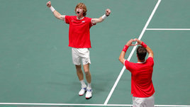 На эмоциях и Рублеве. Россия — в полуфинале Кубка Дэвиса!