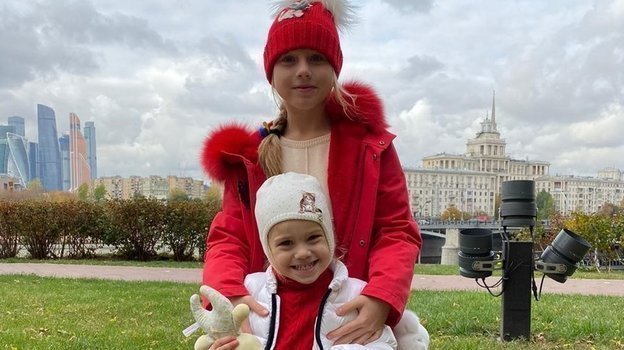 Дочери Дарьи и Дениса Глушакова. Фото из личного архива Дочери Дарьи и Дениса Глушакова. Фото из личного архива