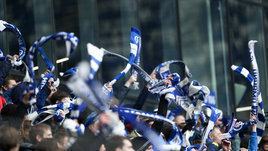 Про Дзюбу динамовцы петь не планируют. А питерцы про Шунина?