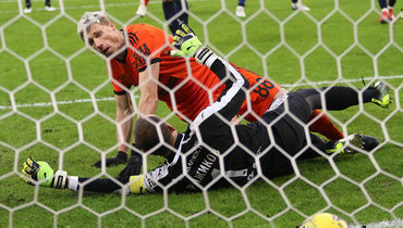 8 декабря. Самара. «Крылья Советов» — «Урал» — 2:3. Павел Погребняк стал автором дубля в ворота Сергея Рыжикова.