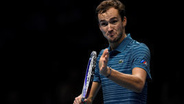 Миллионы в пустыне. Зачем Медведев поехал в Саудовскую Аравию