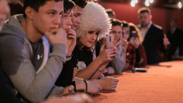 Юные поклонники Хабиба Нурмагомедова. Фото Департамент труда и социальной защиты населения города Москвы Юные поклонники Хабиба Нурмагомедова. Фото Департамент труда и социальной защиты населения города Москвы