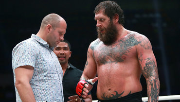 Федор Емельяненко (слева) и Александр Емельяненко.