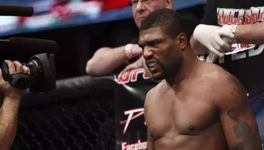 Куинтон Джексон.