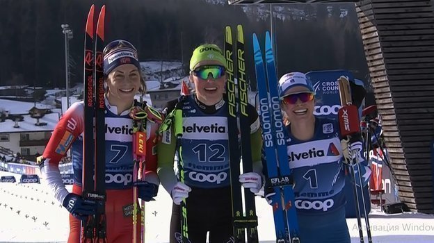 Астрид Якобсен (слева), Аннамари Лампич и Джессика Диггинс. Фото vk.com/russianskiteam Астрид Якобсен (слева), Аннамари Лампич и Джессика Диггинс. Фото vk.com/russianskiteam