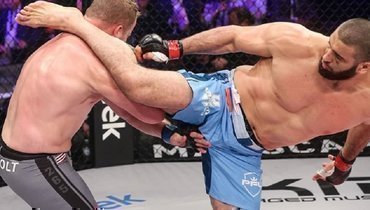 Али Исаев победил Джареда Рошолта в финале сезона PFL и выиграл миллион долларов.