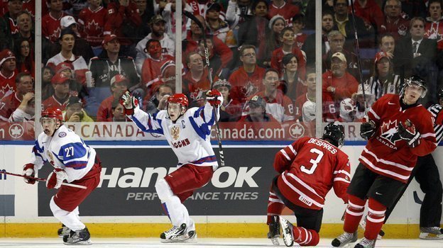 5 января 2011 года. Баффало. Канада — Россия — 3:5. Фото Reuters 5 января 2011 года. Баффало. Канада — Россия — 3:5. Фото Reuters