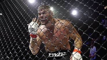 Анатолий Малыхин.