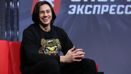 «В финале играли лучше Канады. Но начали глупо удаляться». Интервью звезды сборной России об МЧМ