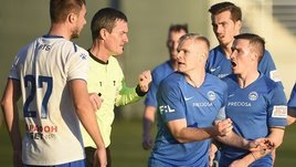 Первый гол Комличенко забил с пенальти. «Динамо» одержало вторую победу за день