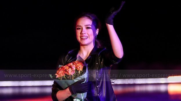 Алина Загитова на замерзшем озере. Фото Дарья Исаева, «СЭ» / Canon EOS-1D X Mark II Алина Загитова на замерзшем озере. Фото Дарья Исаева, «СЭ» / Canon EOS-1D X Mark II