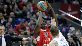 Пашутин остается непобедимым. Теперь повержен «Зенит»