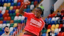 Огненное дерби на песке. «Спартак» — в финале  клубного чемпионата мира, «Локо» ждет матч за бронзу