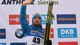 Нападать на Логинова — идиотизм. Его история уникальна и заслуживает уважения