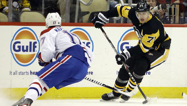 Евгений Малкин (№ 71) и Илья Ковальчук.