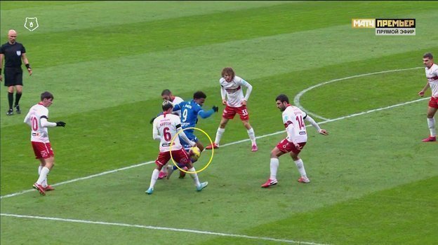 15-я минута матча «Динамо» - «Спартак». 15-я минута матча «Динамо» - «Спартак».