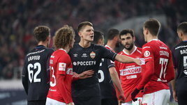 «Спартак» — ЦСКА: потасовка в перерыве по кадрам