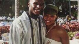 Мать троих детей Флойда Мейвезера найдена мертвой. Подробности