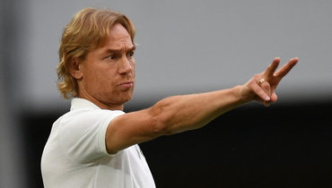 Валерий Карпин.