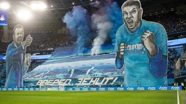 В Санкт-Петербурге — крупнейший стадион в лиге, единственная команда в крупном городе и развлекательные программы для зрителей. Результат — уверенное первое место. Фото ФК «Зенит» В Санкт-Петербурге — крупнейший стадион в лиге, единственная команда в крупном городе и развлекательные программы для зрителей. Результат — уверенное первое место. Фото ФК «Зенит»
