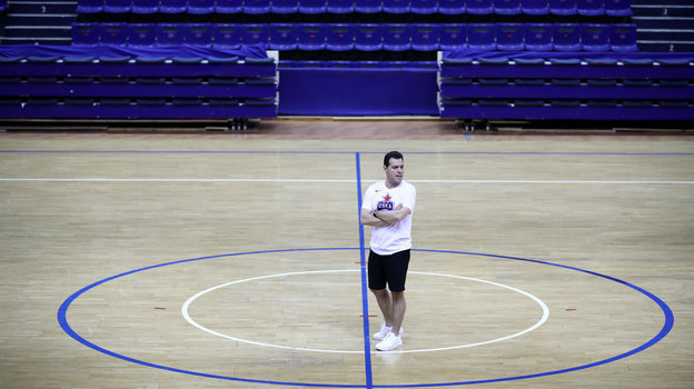 21 марта. Москва. Товарищеский матч ЦСКА во время эпидемии коронавируса. Фото Дарья Исаева, «СЭ» / Canon EOS-1D X Mark II 21 марта. Москва. Товарищеский матч ЦСКА во время эпидемии коронавируса. Фото Дарья Исаева, «СЭ» / Canon EOS-1D X Mark II