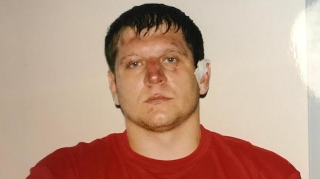 Подпись: 2003 год, Александр Емельяненко после одного из первых боев в Pride. Фото Фото из личного архива бывшего тренера и менеджера Russian Top Team Николая Питькова Подпись: 2003 год, Александр Емельяненко после одного из первых боев в Pride. Фото Фото из личного архива бывшего тренера и менеджера Russian Top Team Николая Питькова