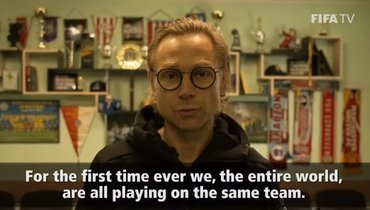 Валерий Карпин.