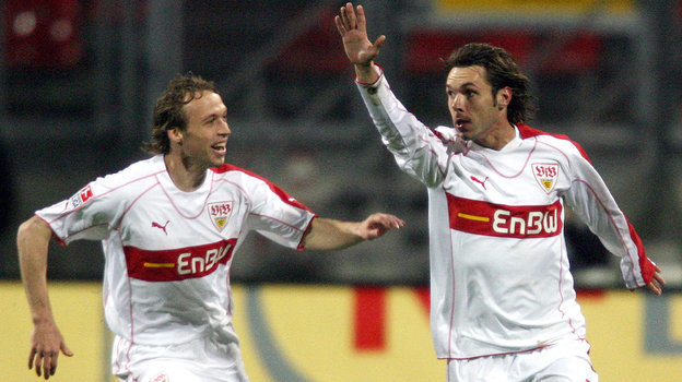 Андреас Хинкель (слева) в «Штутгарте». Фото AFP Андреас Хинкель (слева) в «Штутгарте». Фото AFP