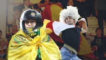 Болельщики «Анжи» и «Алании».