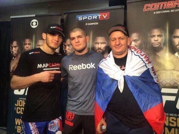 Ислам, Хабиб и Абдулманап. Фото Пресс-служба Eagles MMA Ислам, Хабиб и Абдулманап. Фото Пресс-служба Eagles MMA